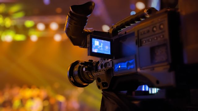 Mediemerah hjälper företag att bygga studio i Stockholm för livestreaming, film och videoproduktion